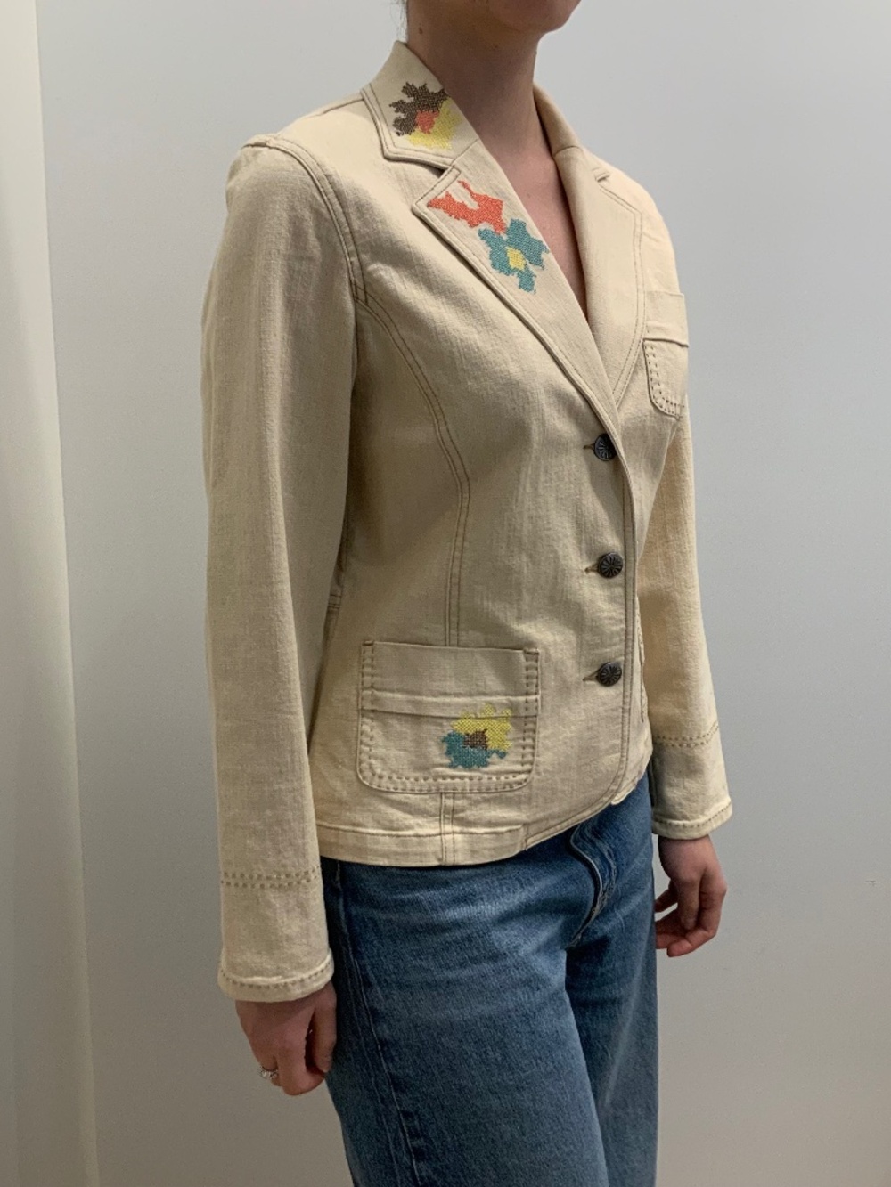 Combo of 2 FDJ women’s blazers, size 6